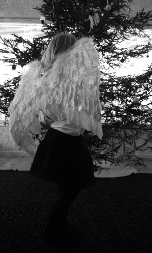 angel black and white
