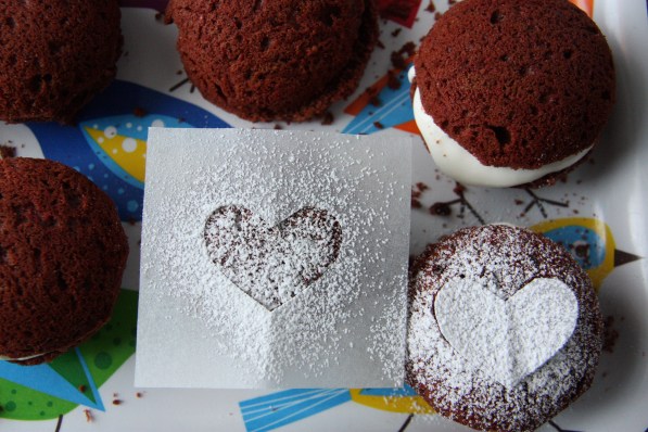 powdered sugar hearts